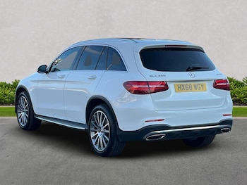Used Mercedes-Benz GLC 2018 for sale - 76127235: Photo
