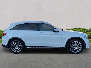 Used Mercedes-Benz GLC 2018 for sale - 76127235: Photo