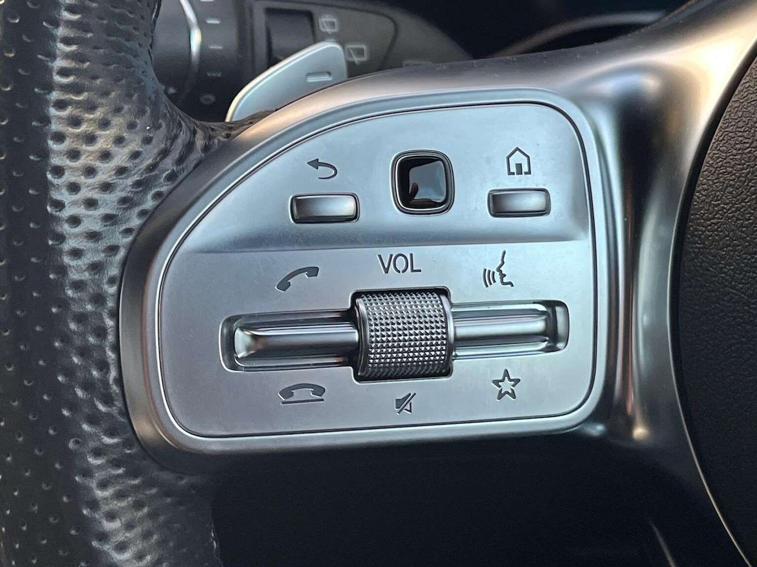 Used Mercedes-Benz GLC 2020 for sale - 77568709: Photo 26