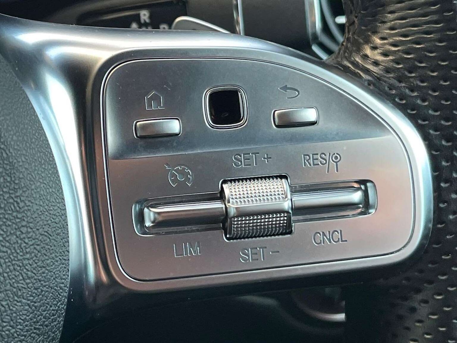 Used Mercedes-Benz GLC 2020 for sale - 77568709: Photo 27