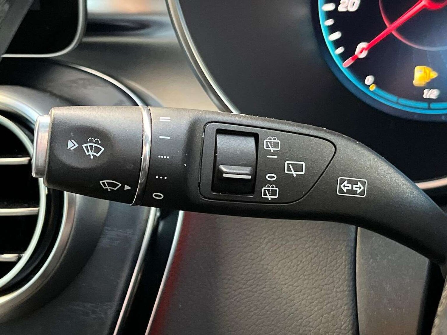 Used Mercedes-Benz GLC 2020 for sale - 77568709: Photo 28