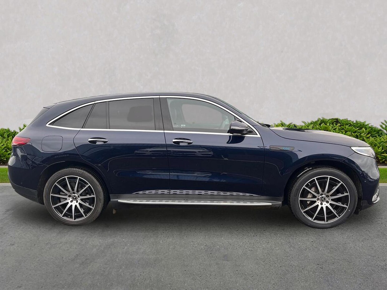 Used Mercedes-Benz EQC 2023 for sale - 76859170: Photo 4