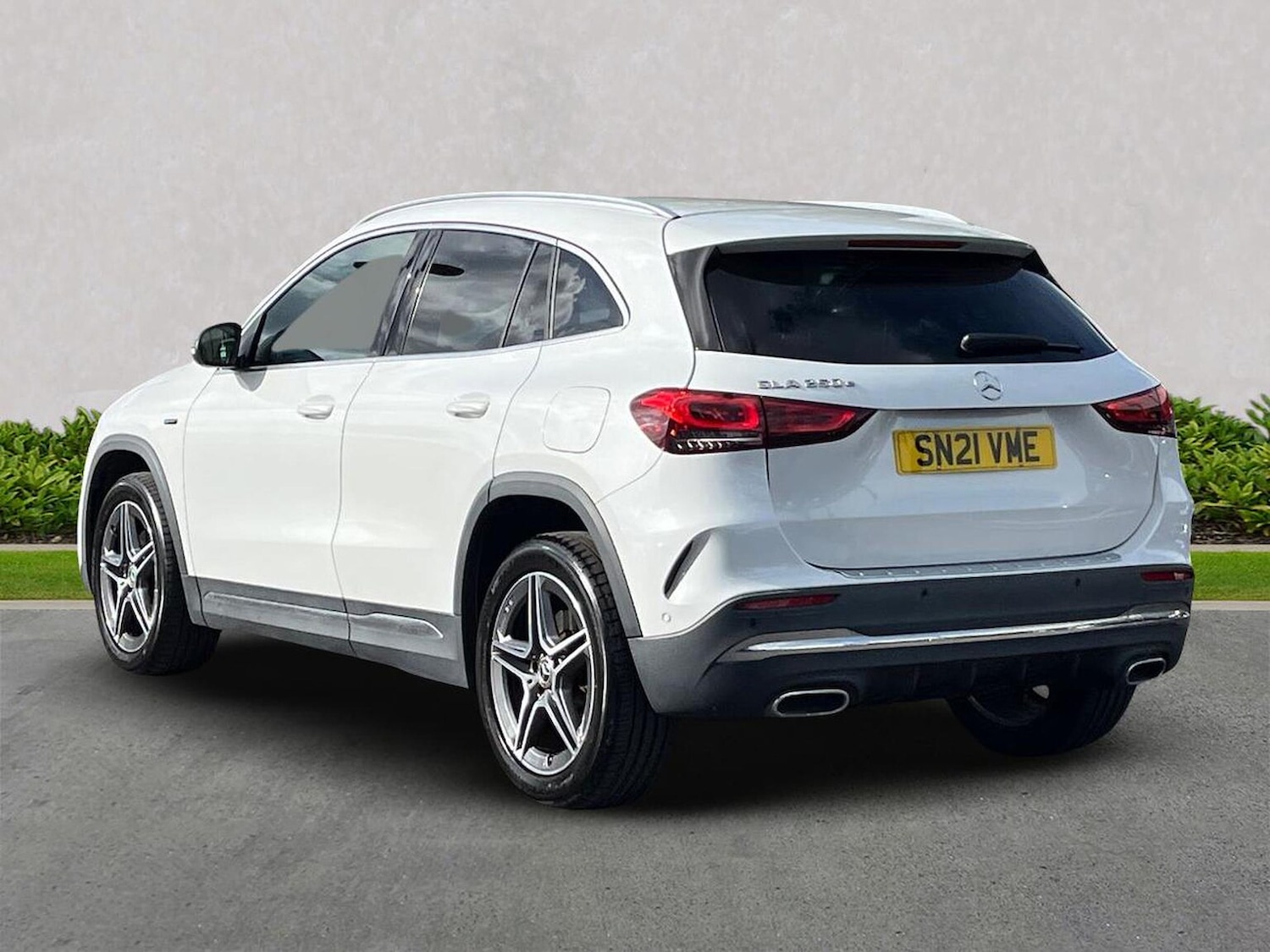 Used Mercedes-Benz GLA 2021 for sale - 76127245: Photo 2