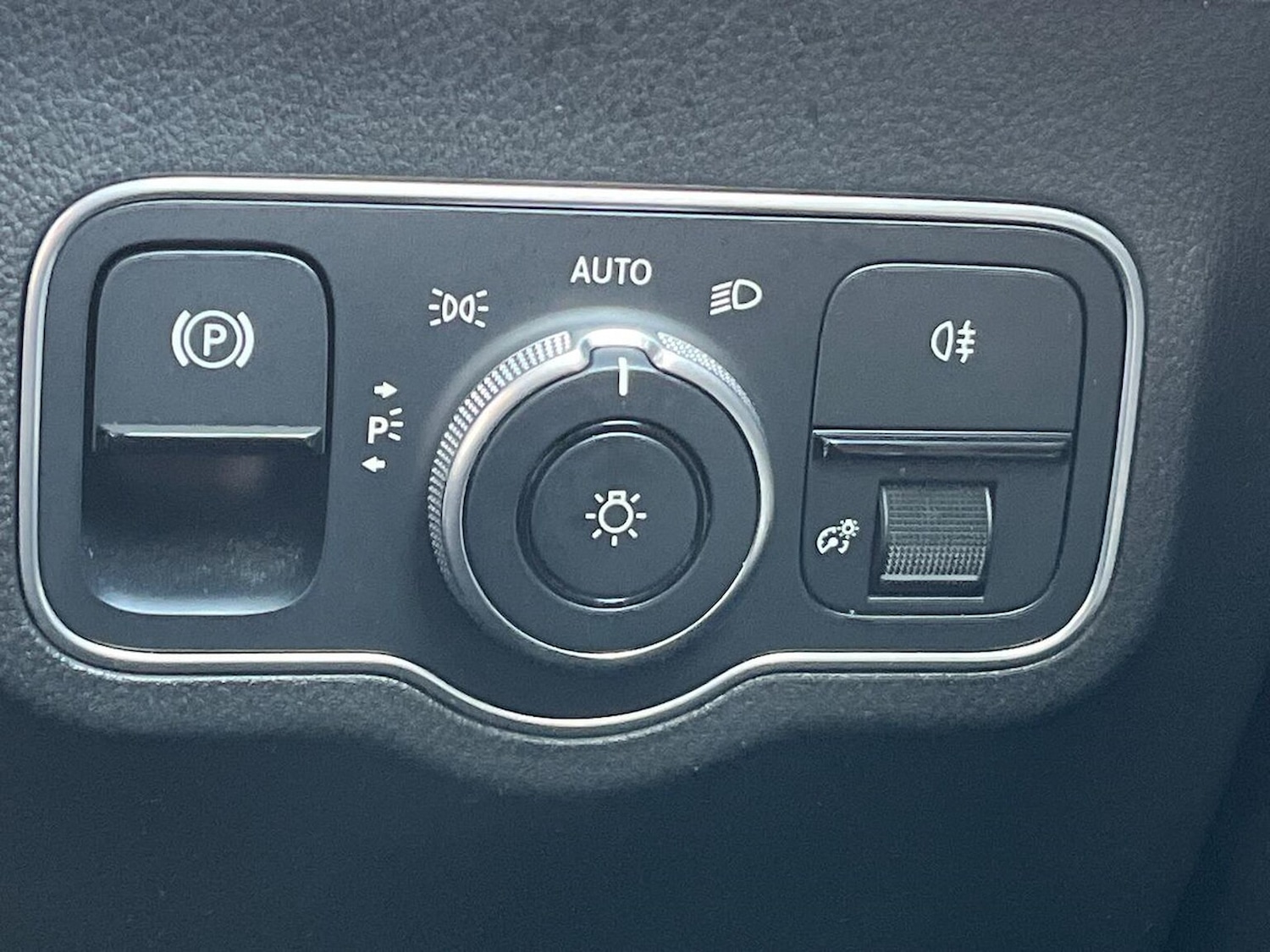 Used Mercedes-Benz GLA 2021 for sale - 76127245: Photo 22