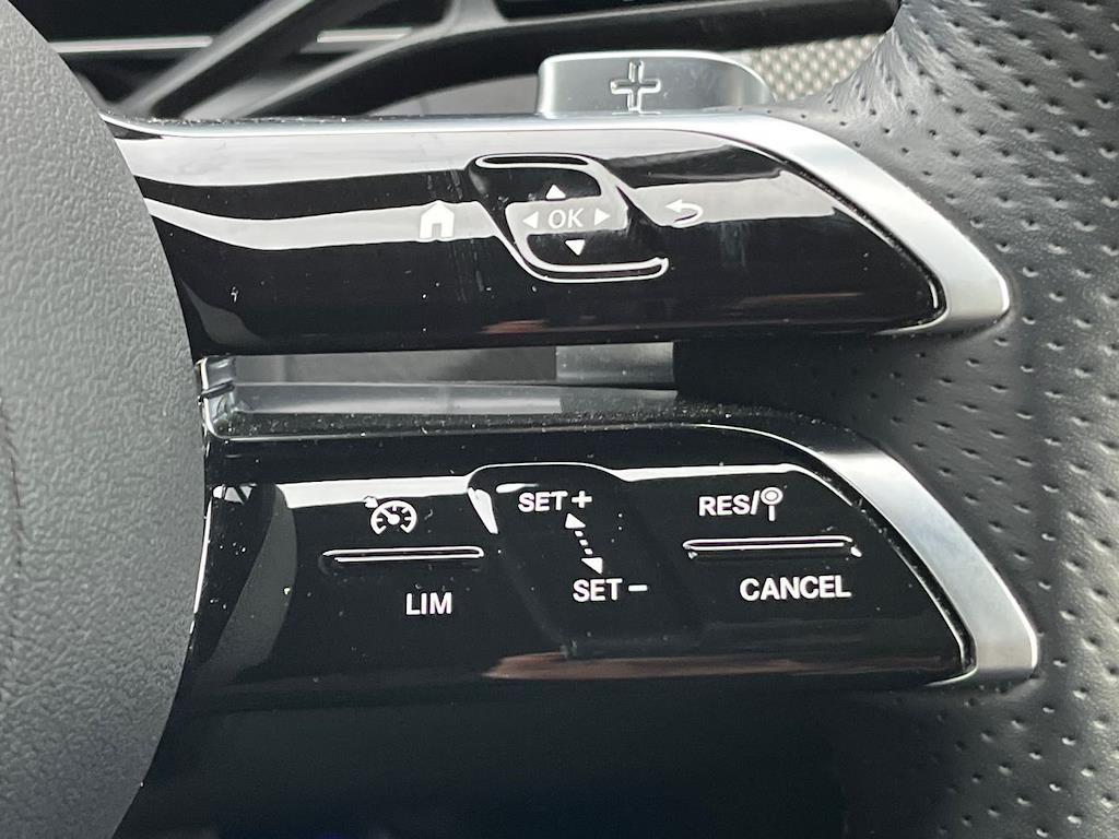 Used Mercedes-Benz GLC 2023 for sale - 76471005: Photo 28