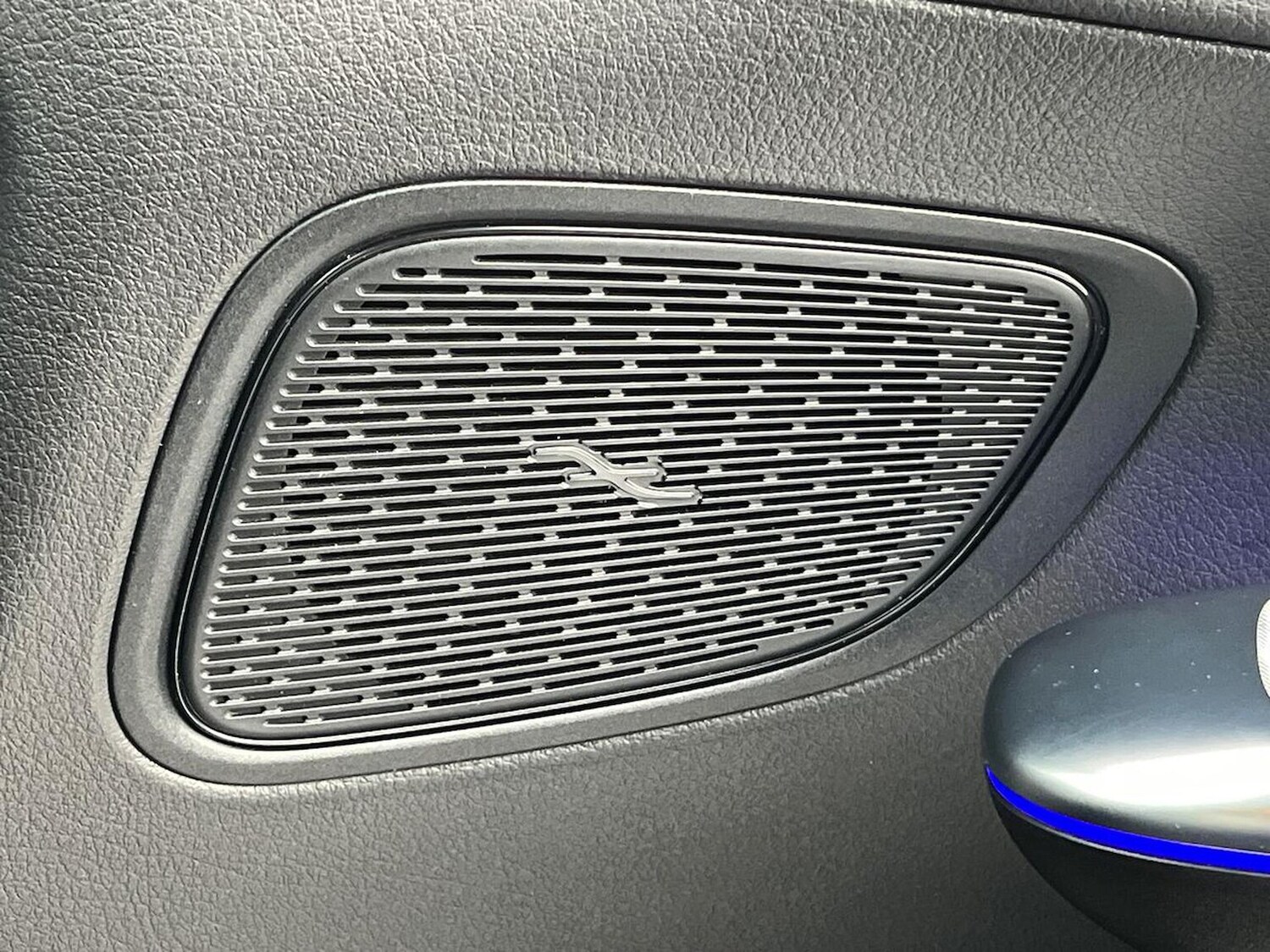 Used Mercedes-Benz GLC 2023 for sale - 76471005: Photo 32