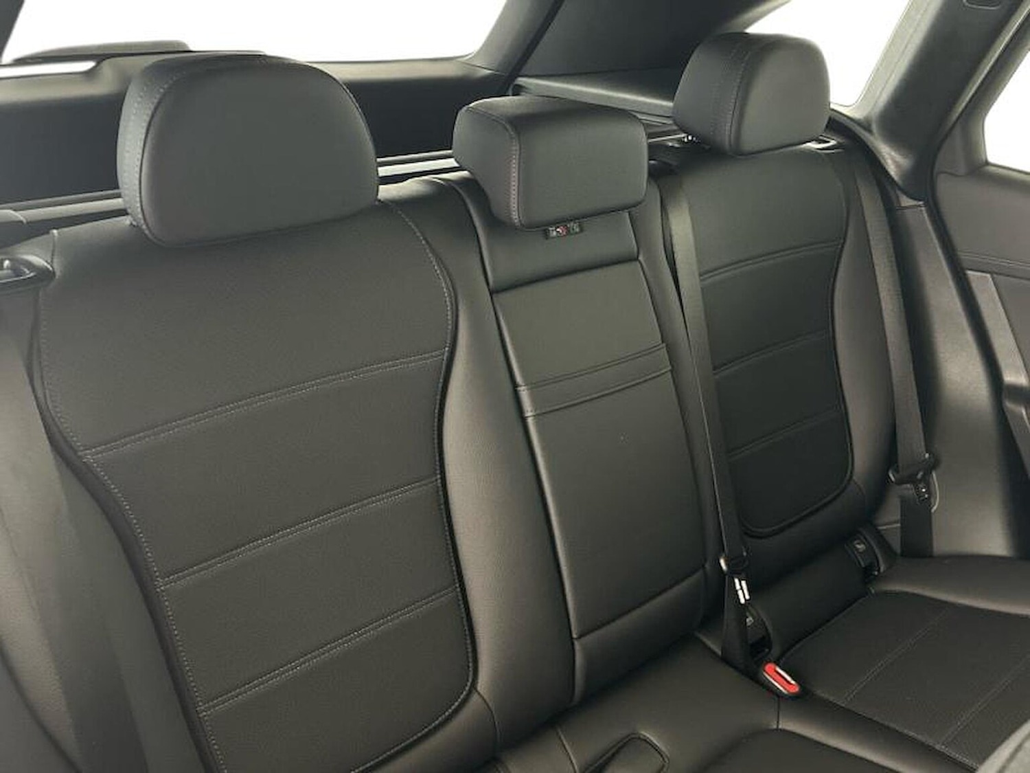 Used Mercedes-Benz GLC 2025 for sale - 76565477: Photo 8