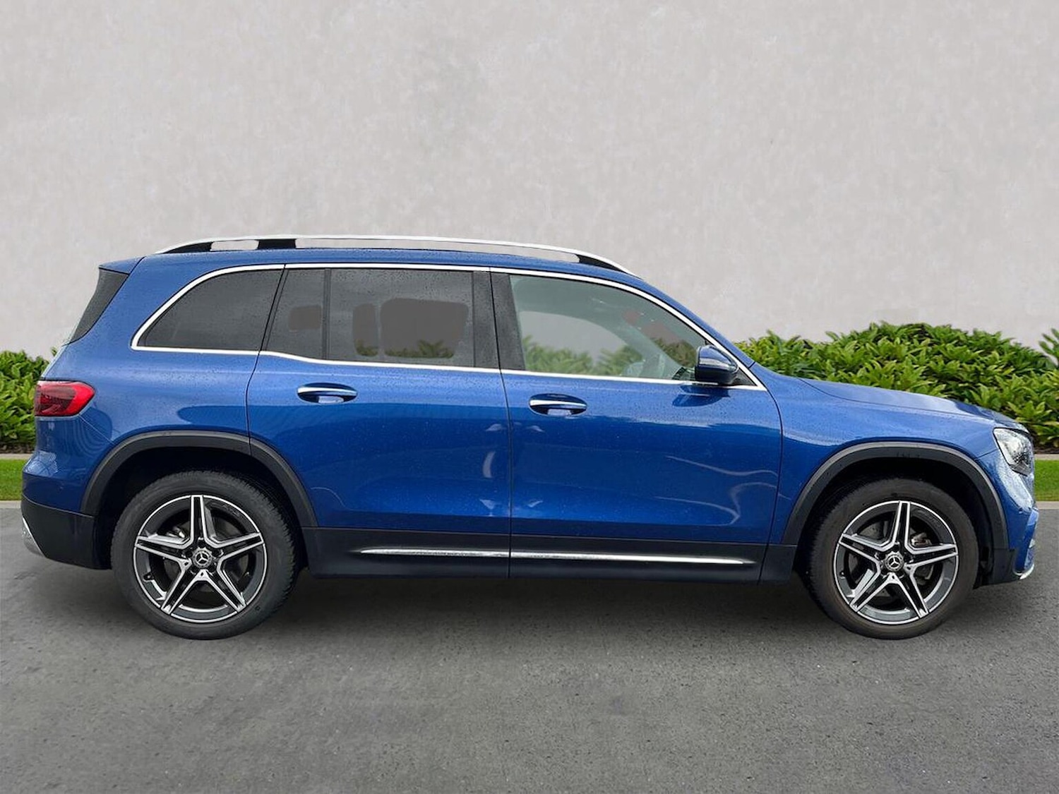 Used Mercedes-Benz GLB 2024 for sale - 76353610: Photo 3