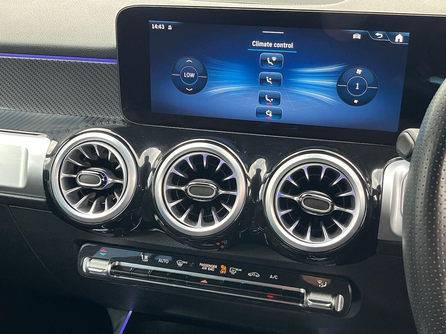 Used Mercedes-Benz GLB 2024 for sale - 76396953: Photo 12