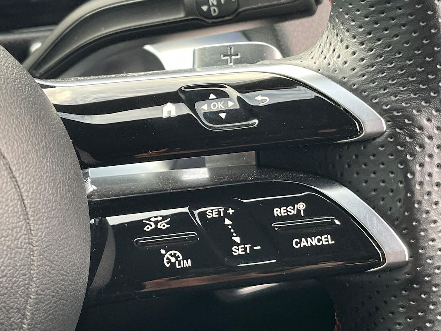 Used Mercedes-Benz GLB 2024 for sale - 76396953: Photo 27