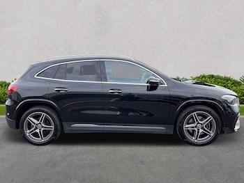 Used Mercedes-Benz GLA 2023 for sale - 76144201: Photo 3