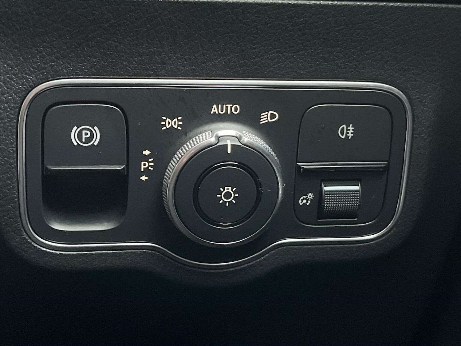 Used Mercedes-Benz GLA 2023 for sale - 77639313: Photo 22