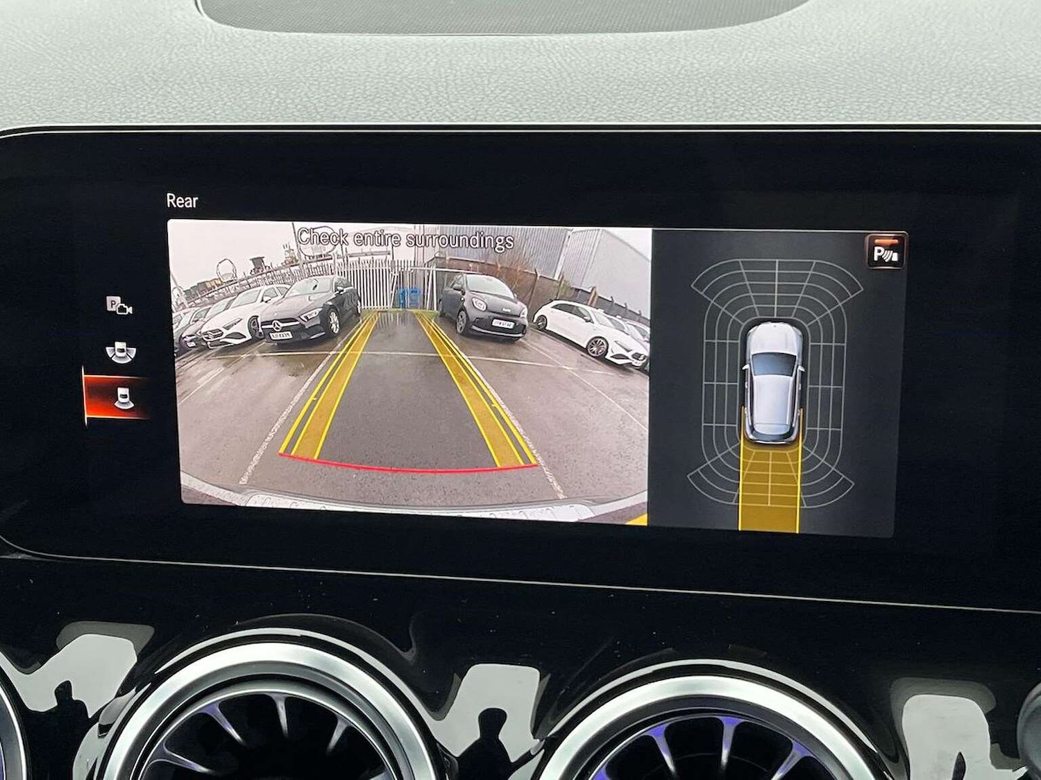 Used Mercedes-Benz GLA 2023 for sale - 77639313: Photo 23