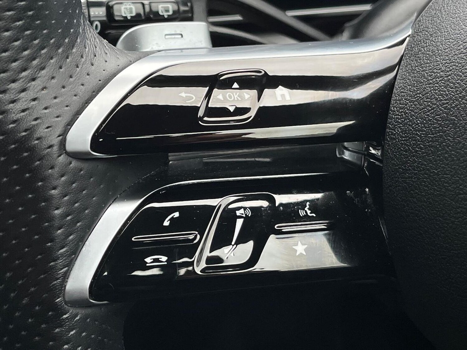 Used Mercedes-Benz GLC 2023 for sale - 77033496: Photo 26