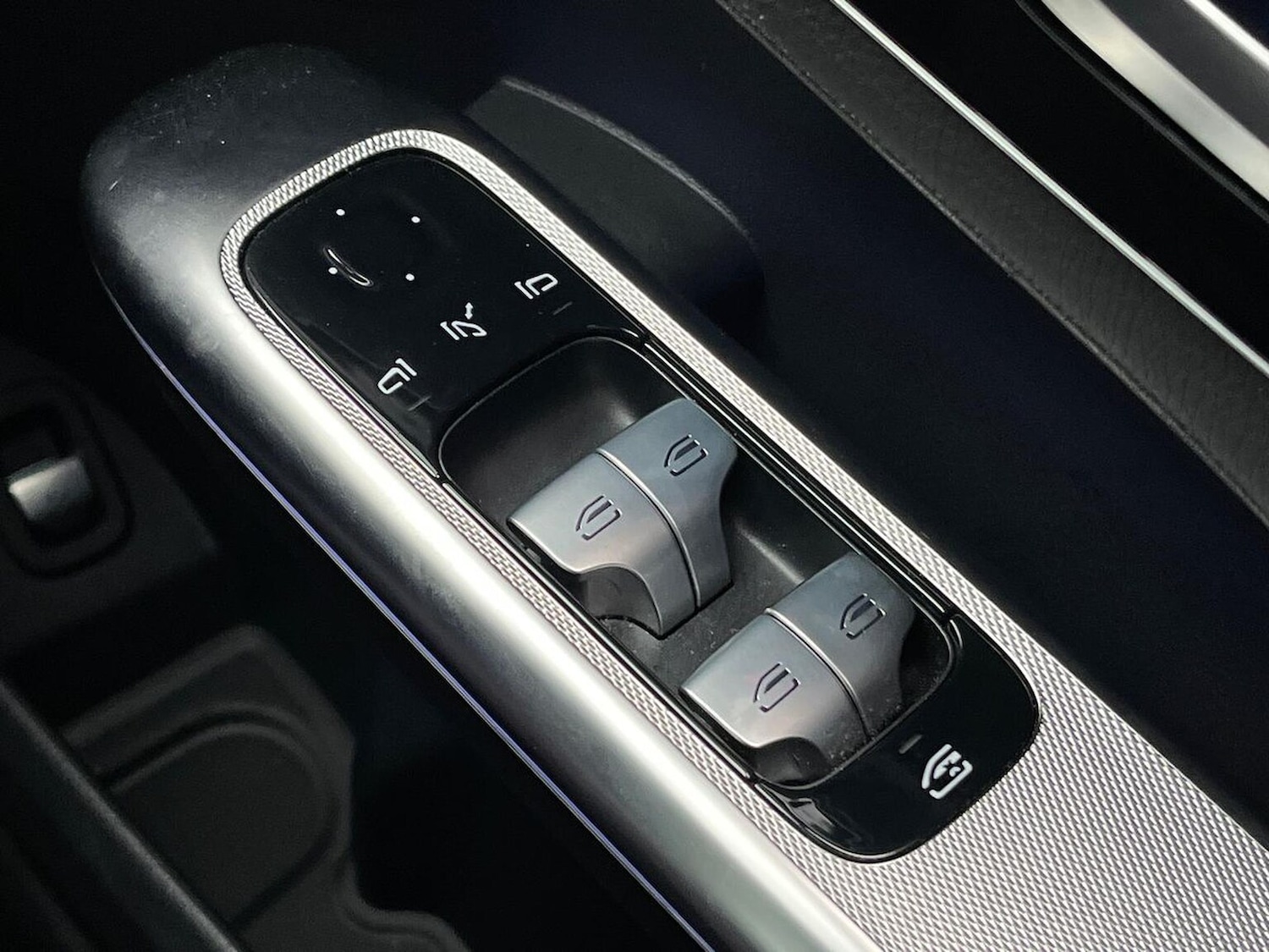 Used Mercedes-Benz GLC 2024 for sale - 76859182: Photo 21