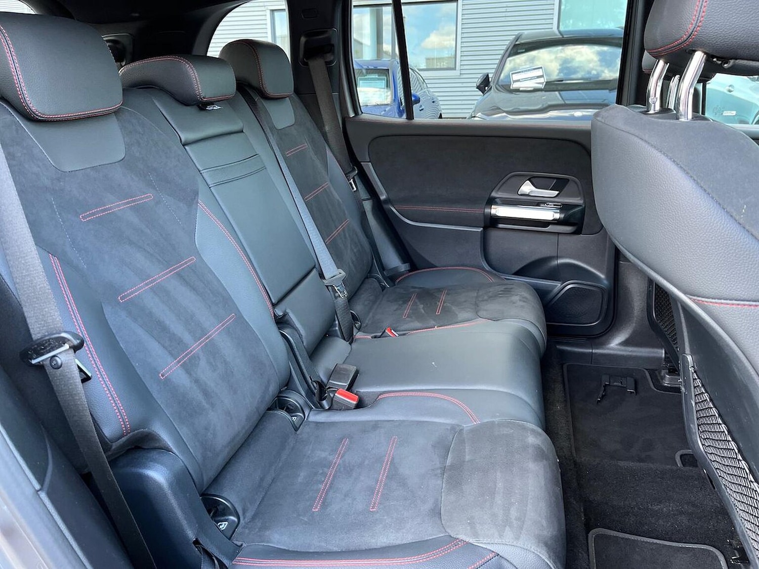 Used Mercedes-Benz EQB 2025 for sale - 76142994: Photo 16