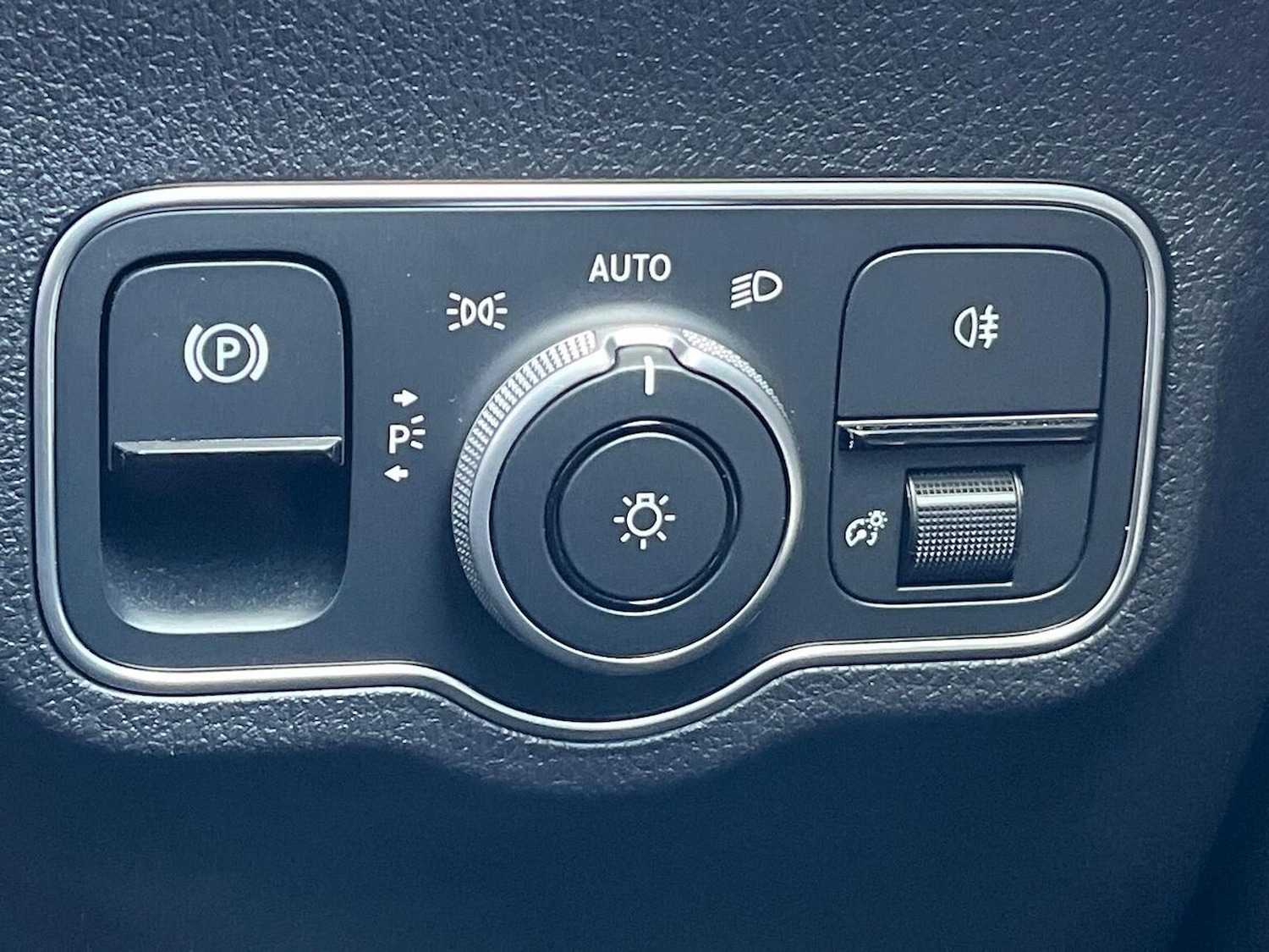 Used Mercedes-Benz EQB 2025 for sale - 76142994: Photo 22