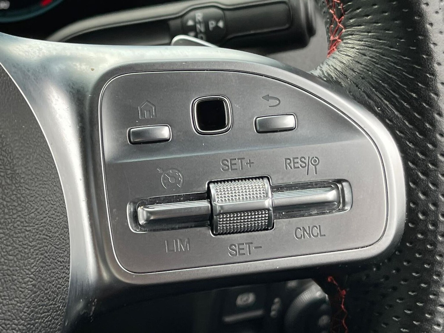 Used Mercedes-Benz GLB 2021 for sale - 76134200: Photo 27