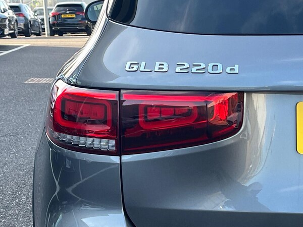 Used Mercedes-Benz GLB 2023 for sale - 76187164: Photo 36