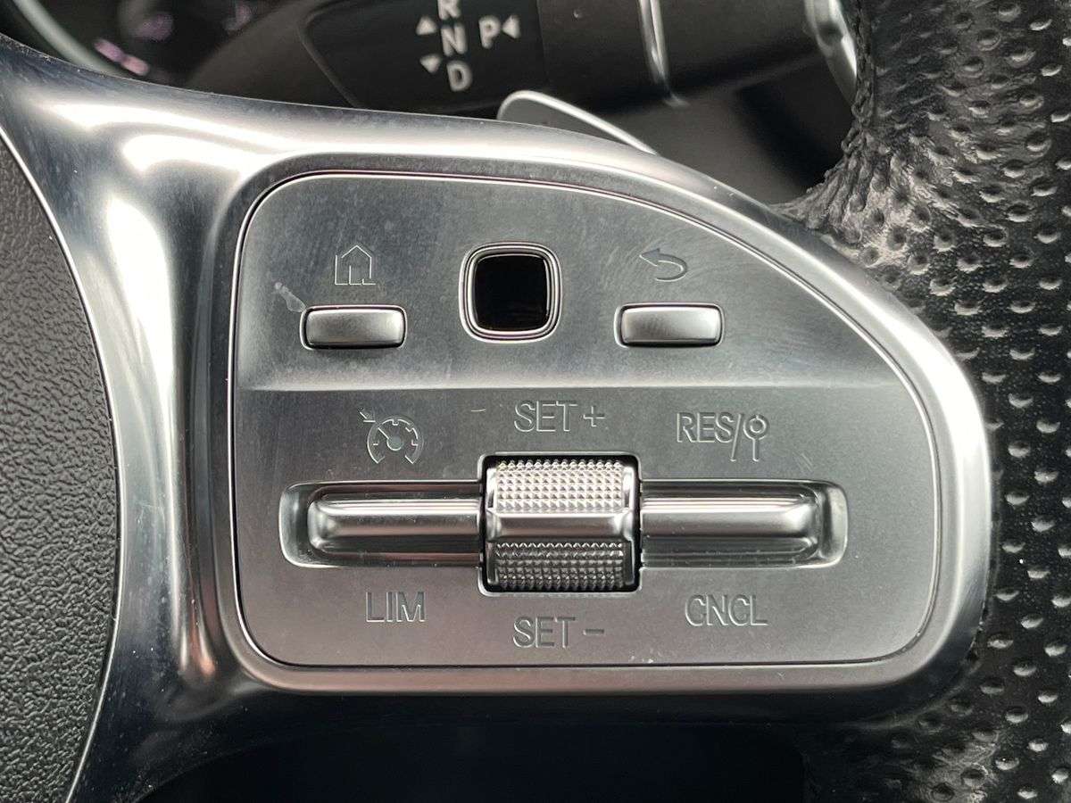 Used Mercedes-Benz GLC 2020 for sale - 78196137: Photo 27