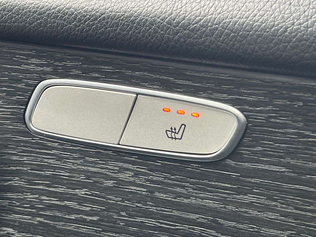 Used Mercedes-Benz GLC 2020 for sale - 78196137: Photo 30