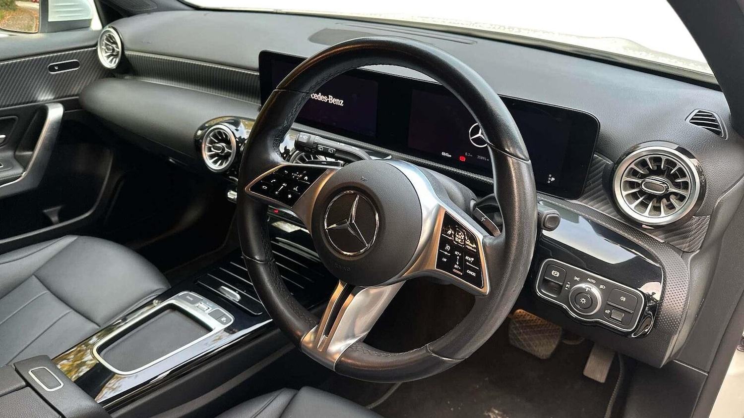 Used Mercedes-Benz A-Class 2023 for sale - 76531411: Photo 9