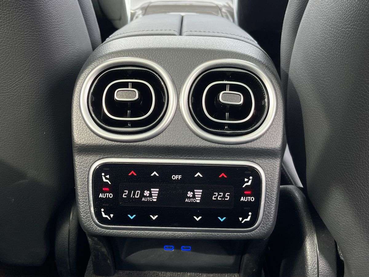 Used Mercedes-Benz C Class 2025 for sale - 78196132: Photo 32