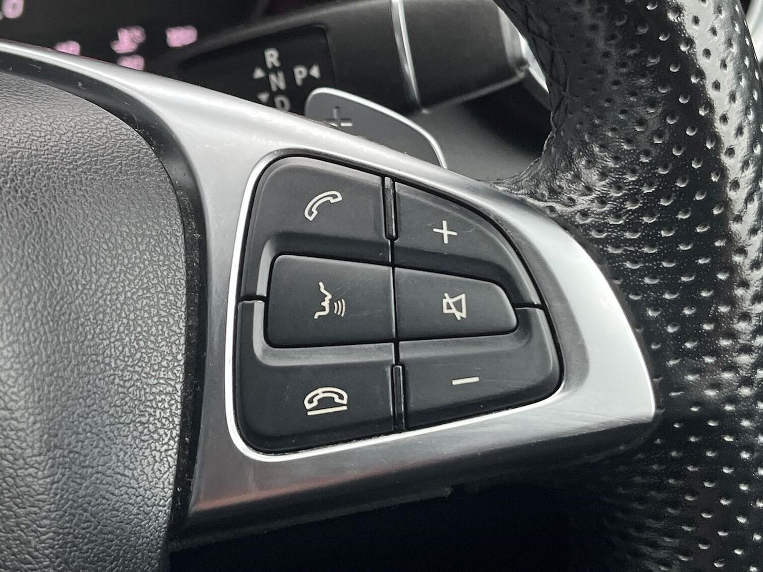 Used Mercedes-Benz GLC 2018 for sale - 76426774: Photo 27