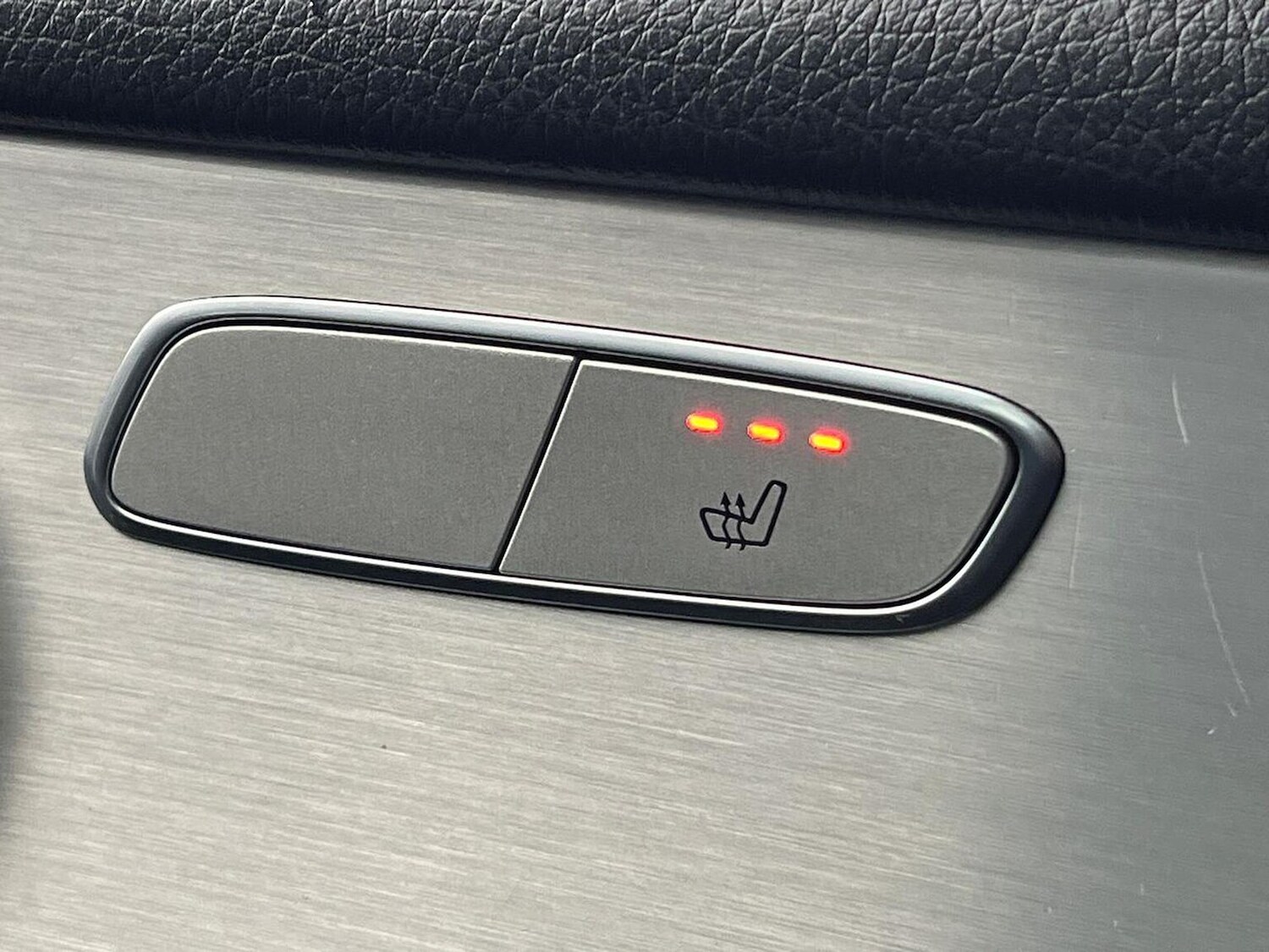 Used Mercedes-Benz GLC 2018 for sale - 76426774: Photo 30