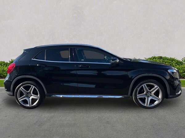 Used Mercedes-Benz GLA 2018 for sale - 76220429: Photo 3