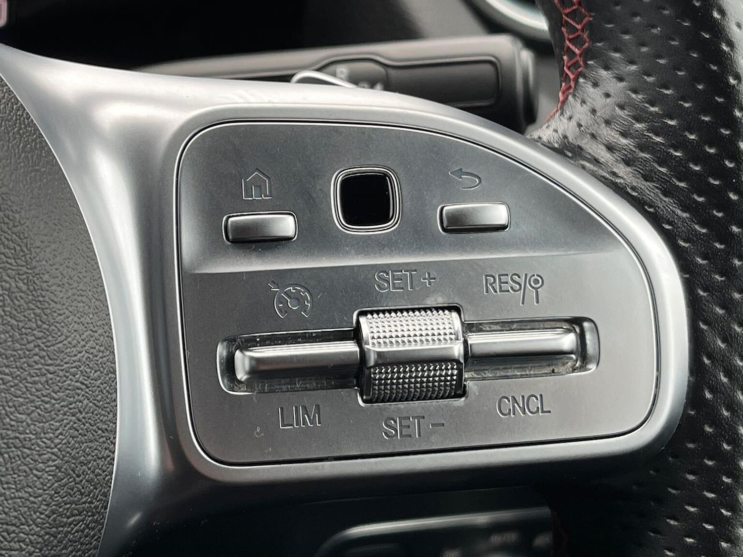 Used Mercedes-Benz GLA 2020 for sale - 76547748: Photo 27