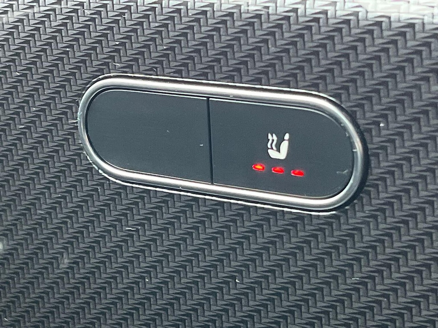 Used Mercedes-Benz GLA 2020 for sale - 76547748: Photo 30