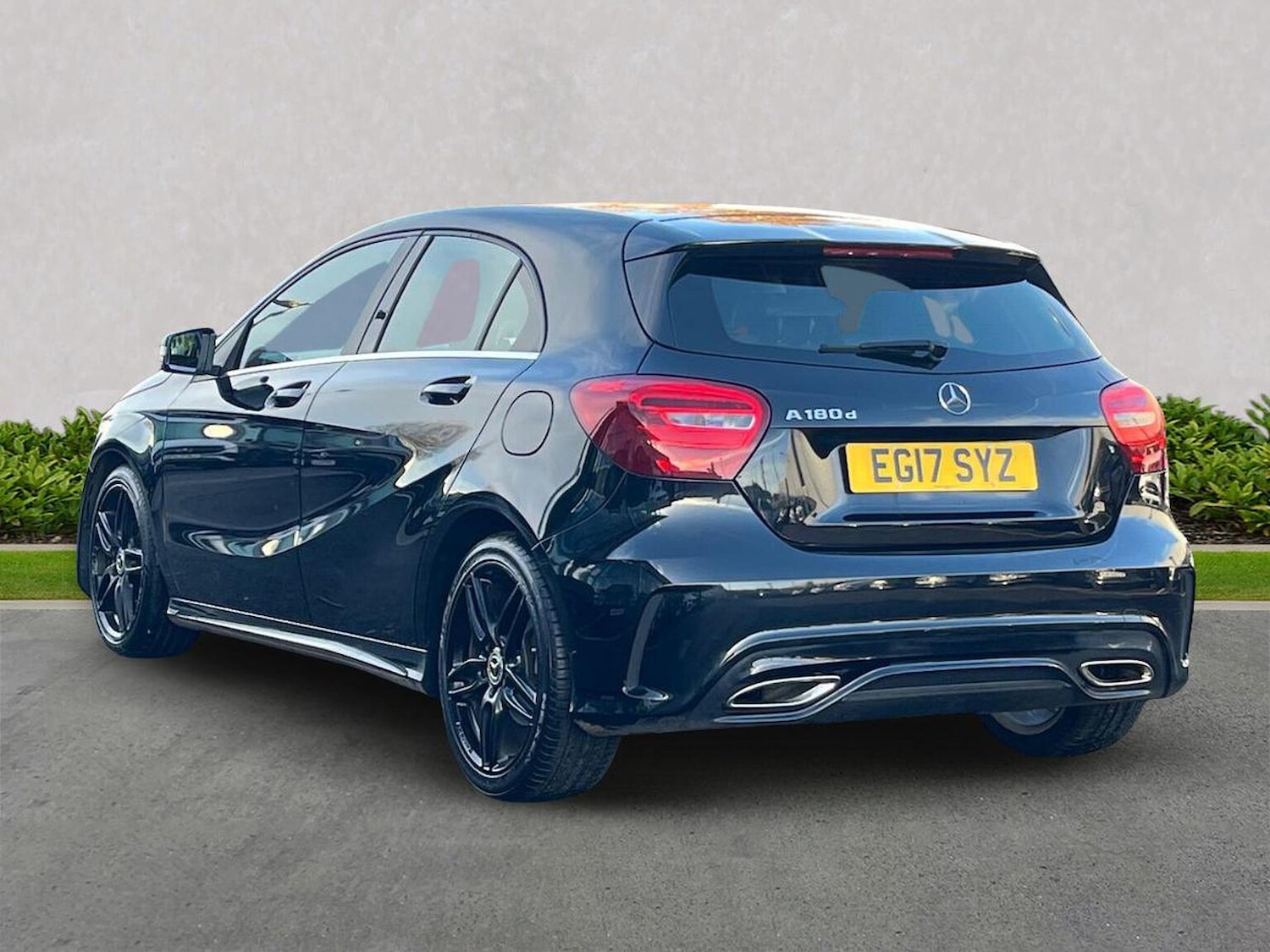 Used Mercedes-Benz A-Class 2017 for sale - 76791862: Photo 2