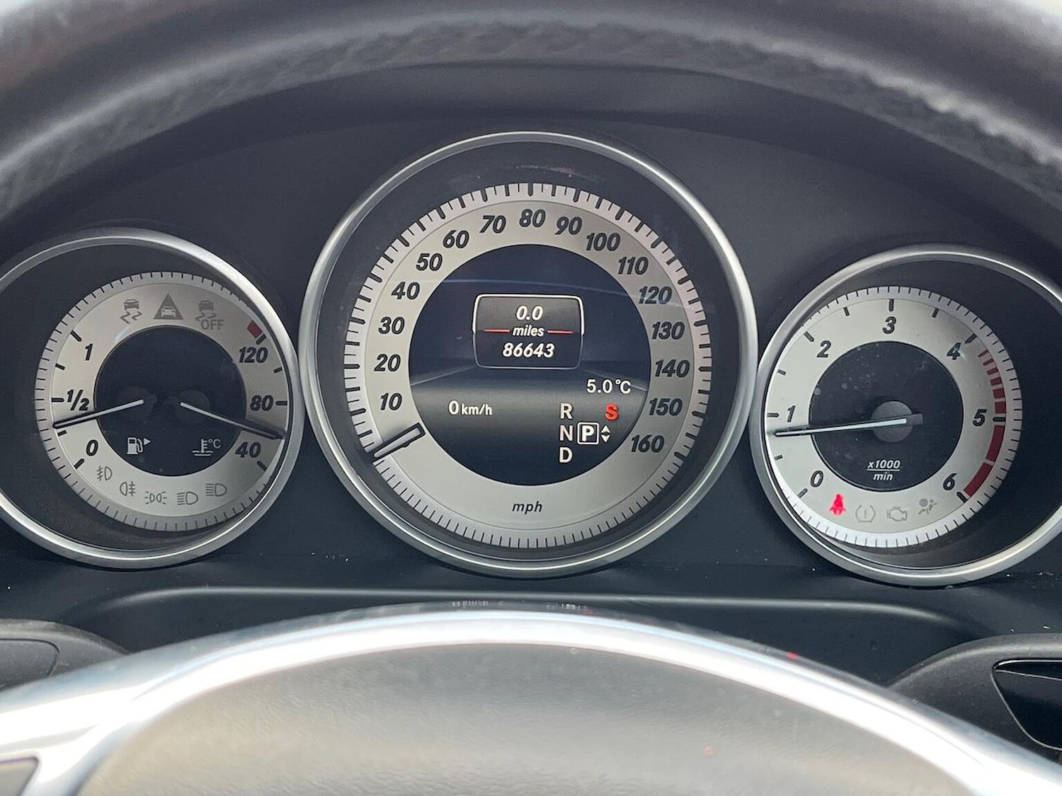 Used Mercedes-Benz E Class 2016 for sale - 76637674: Photo 10