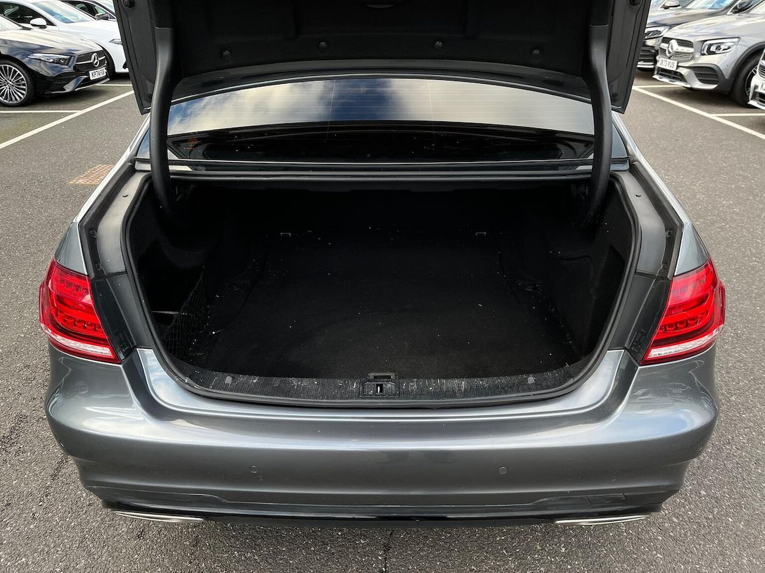 Used Mercedes-Benz E Class 2016 for sale - 76637674: Photo 17