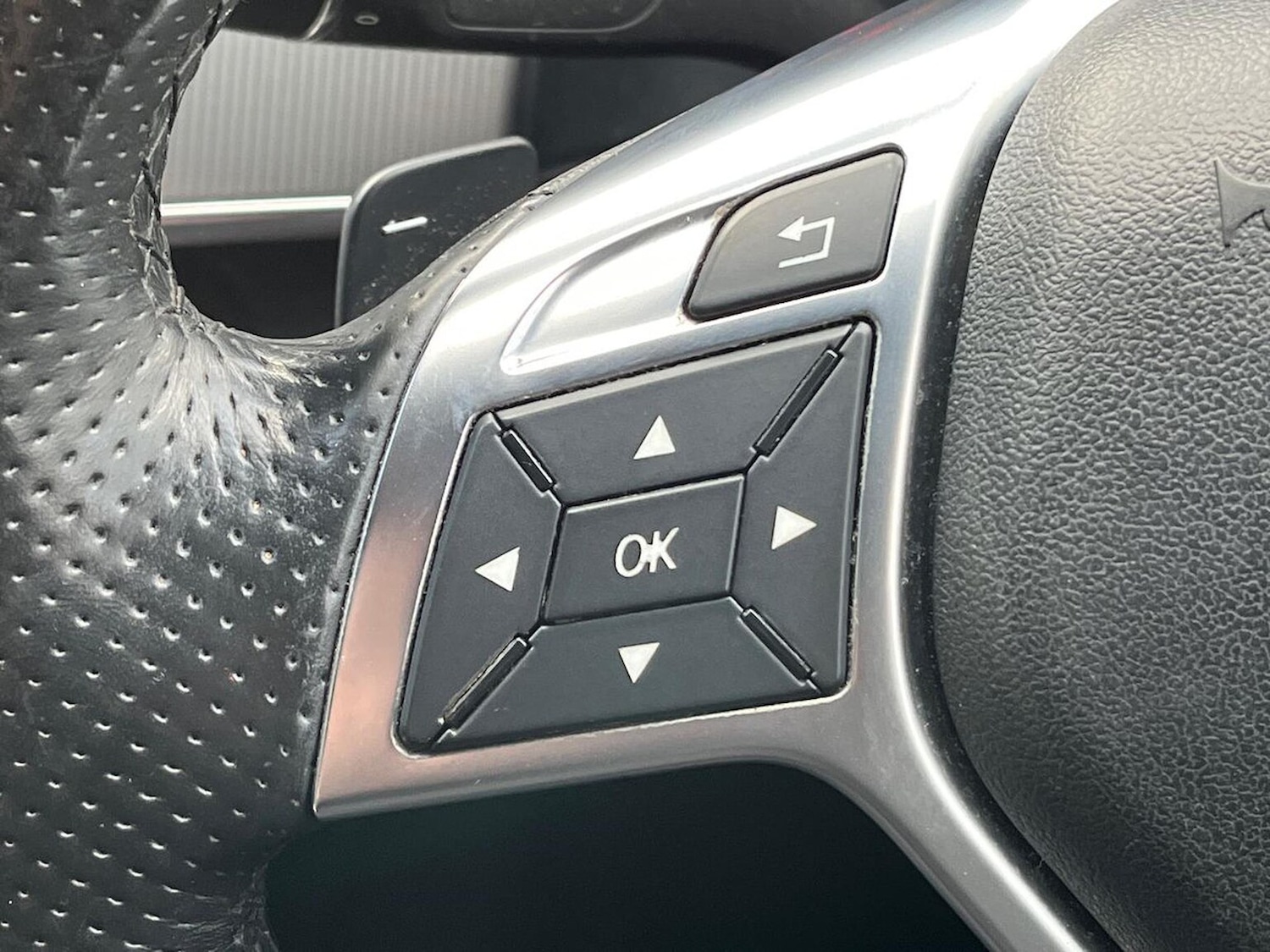 Used Mercedes-Benz E Class 2016 for sale - 76637674: Photo 26