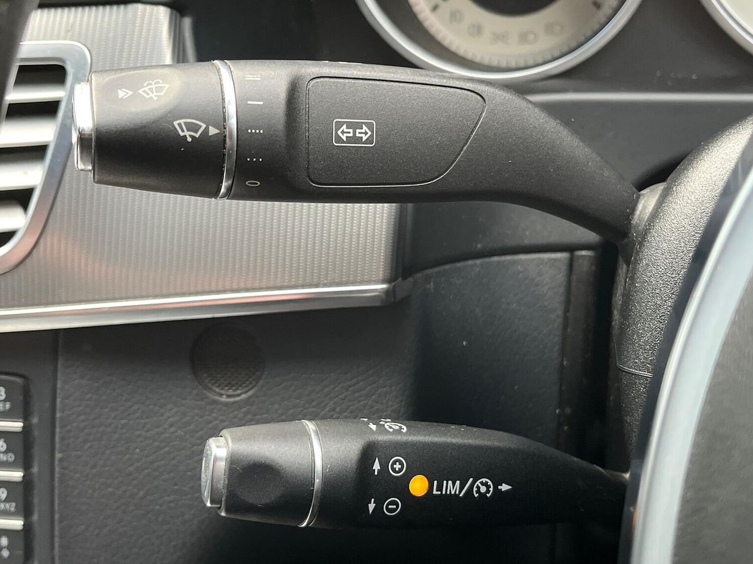 Used Mercedes-Benz E Class 2016 for sale - 76637674: Photo 28