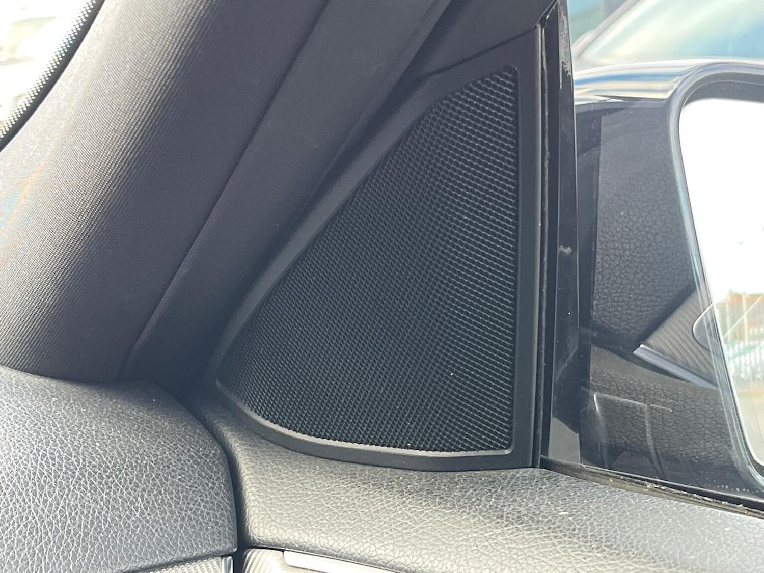 Used Mercedes-Benz E Class 2016 for sale - 76637674: Photo 31