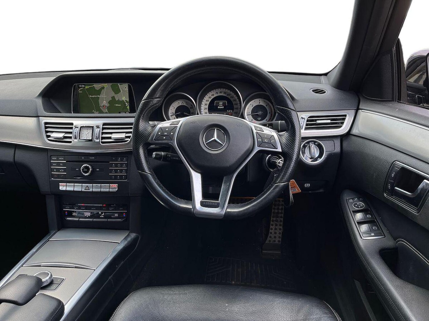 Used Mercedes-Benz E Class 2016 for sale - 76637674: Photo 9