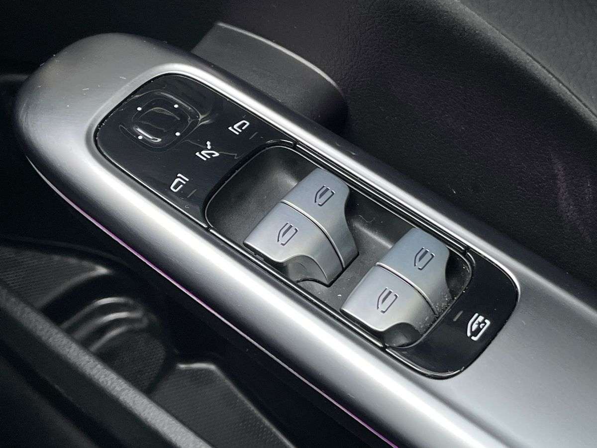 Used Mercedes-Benz C Class 2025 for sale - 78098350: Photo 21