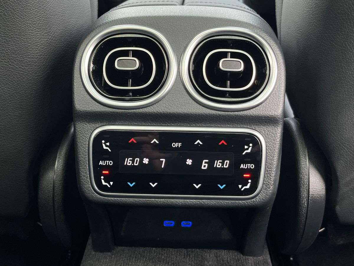 Used Mercedes-Benz C Class 2025 for sale - 78098350: Photo 40