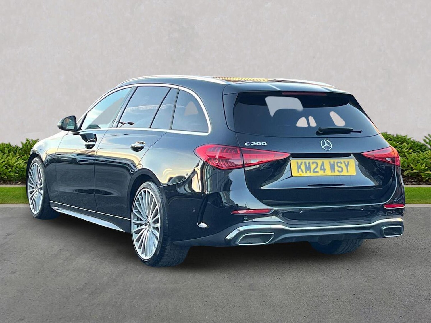 Used Mercedes-Benz C Class 2024 for sale - 77488235: Photo 2