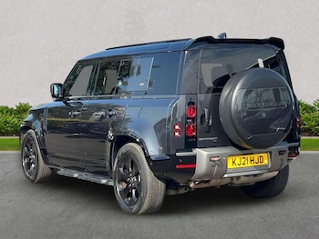 Used Land Rover Defender 2021 for sale - 79346976: Photo