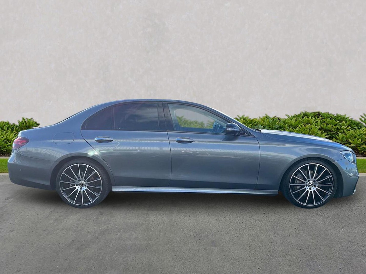 Used Mercedes-Benz E Class 2022 for sale - 76342971: Photo 3