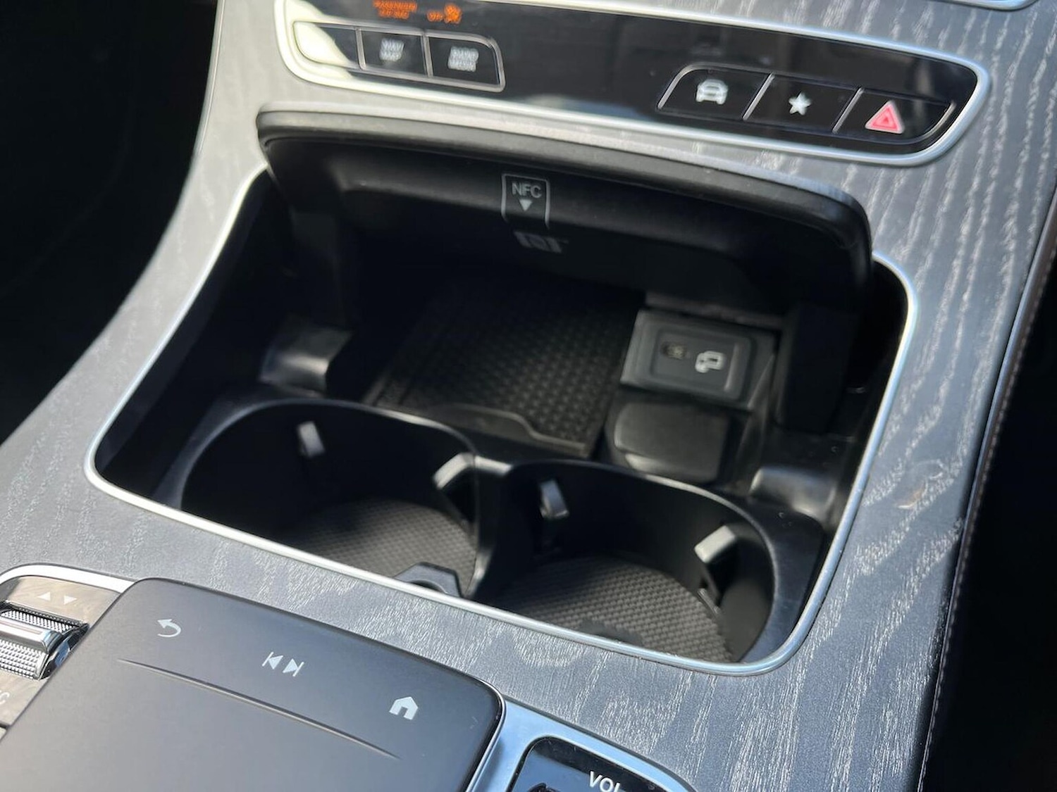 Used Mercedes-Benz E Class 2022 for sale - 76342971: Photo 32