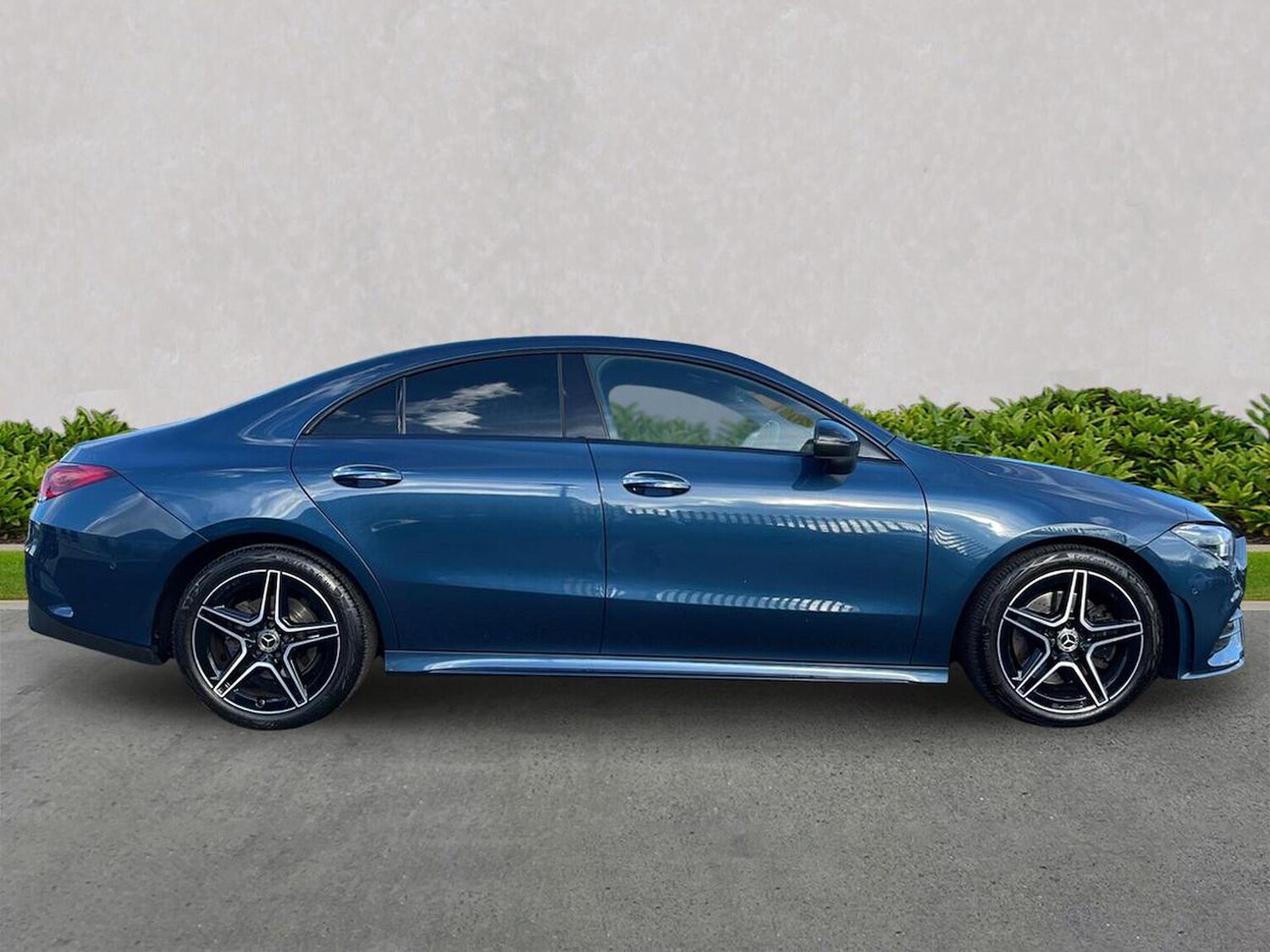 Used Mercedes-Benz CLA 2022 for sale - 76352547: Photo 3