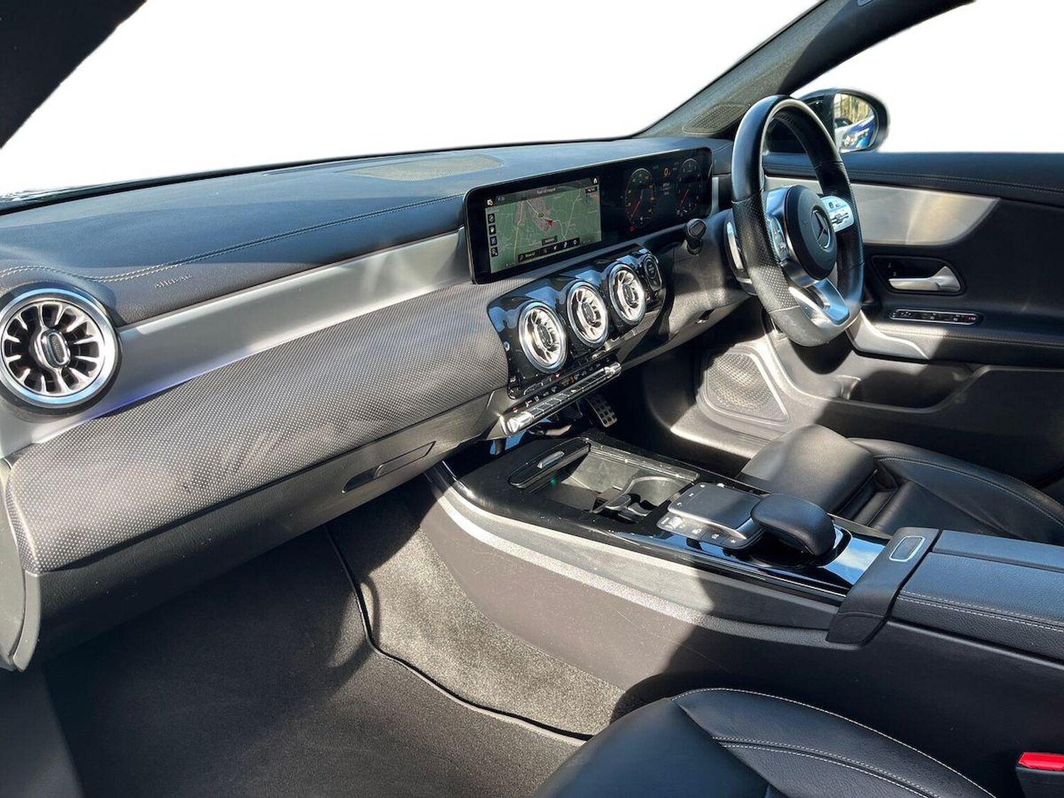 Used Mercedes-Benz CLA 2022 for sale - 76352547: Photo 7