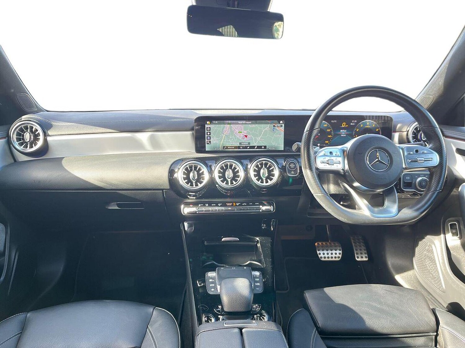 Used Mercedes-Benz CLA 2022 for sale - 76352547: Photo 8
