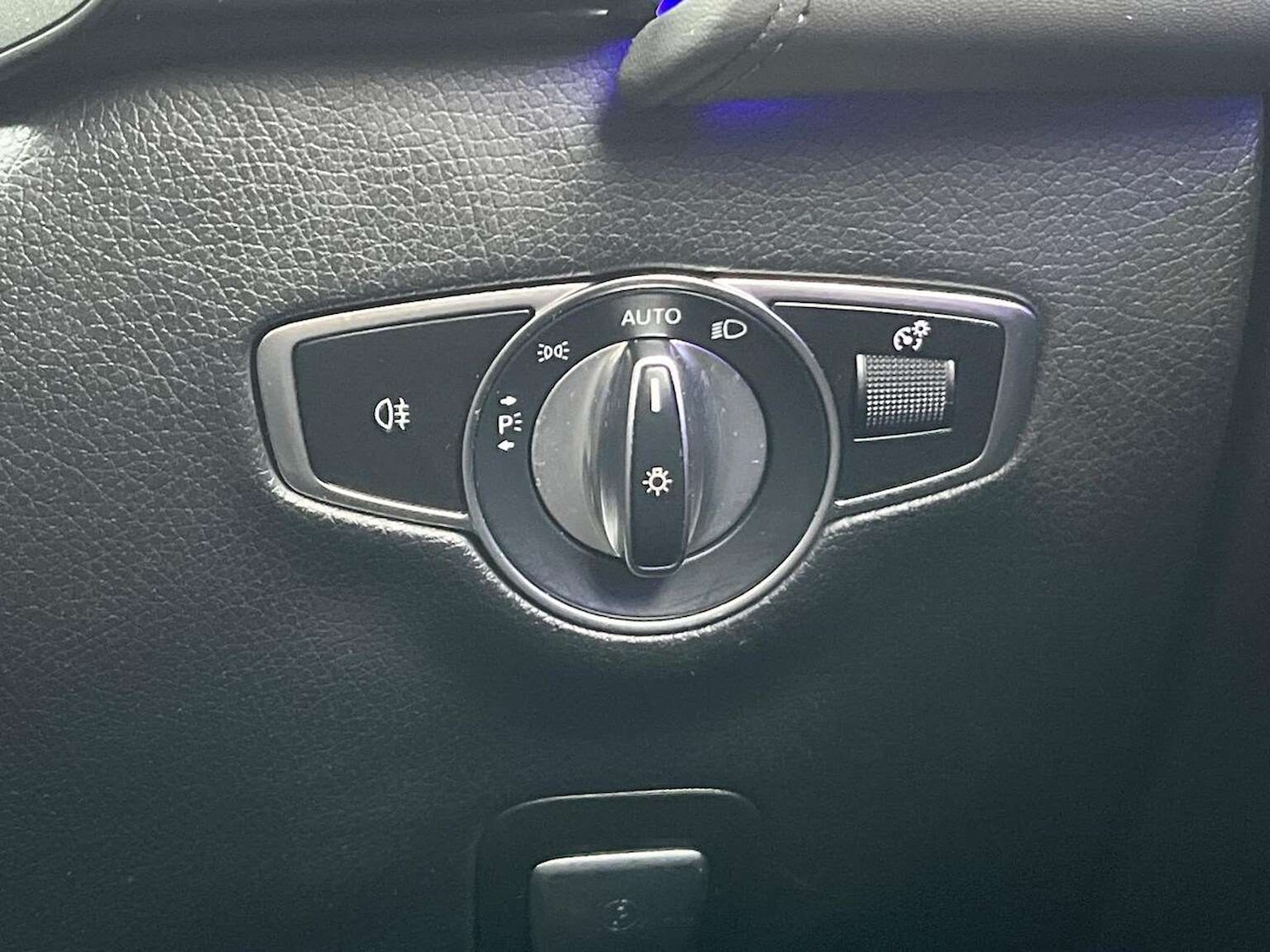 Used Mercedes-Benz EQC 2020 for sale - 77639331: Photo 24