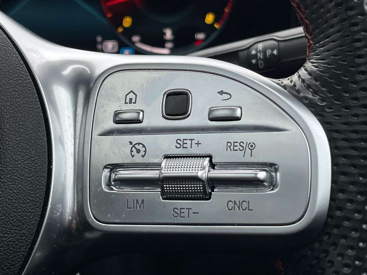 Used Mercedes-Benz GLB 2023 for sale - 78196021: Photo 27